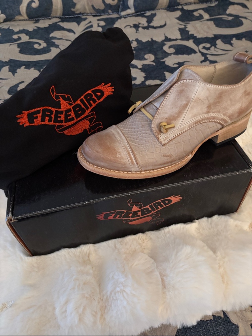 Freebird by Steven Taupe Beige Leather Oxford NWT